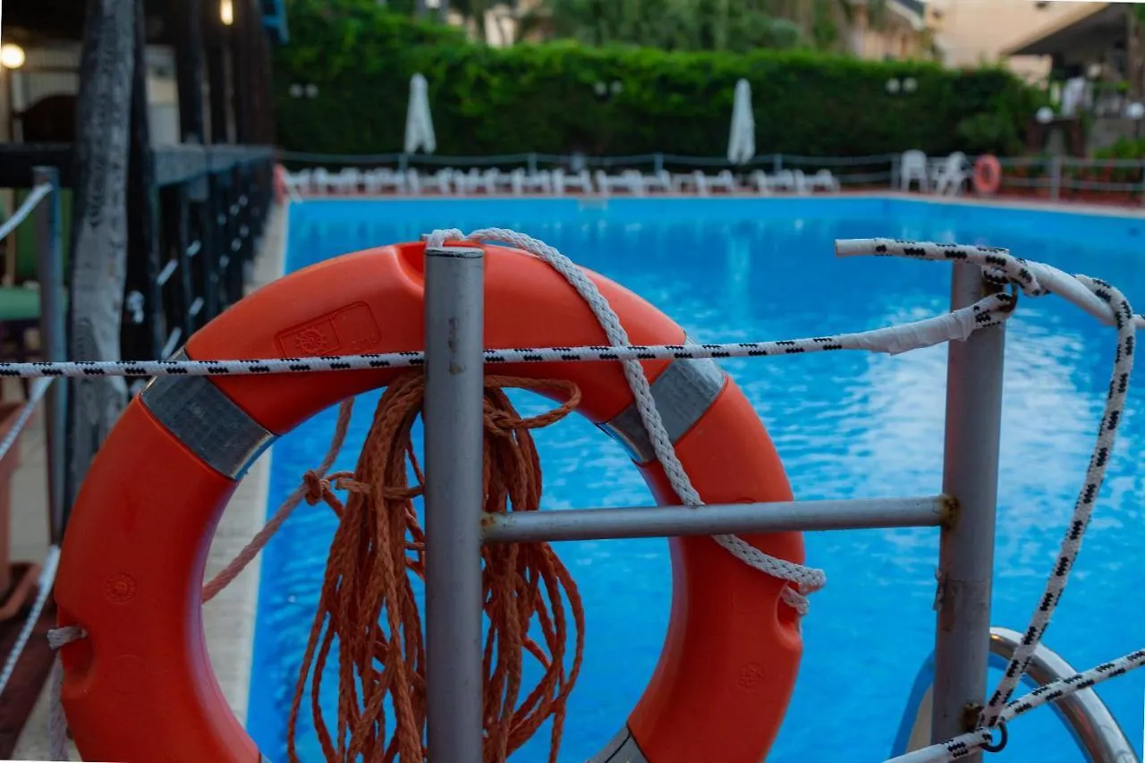 Wave Hotel Acireale