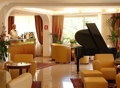 Wave Hotel Acireale