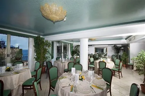 Wave Hotel Acireale Italy